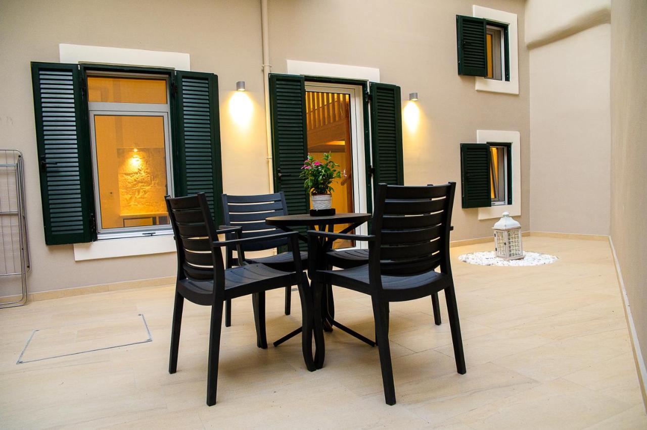 Uni Island - City Center Suites Ηράκλειο Κρήτης Εξωτερικό φωτογραφία